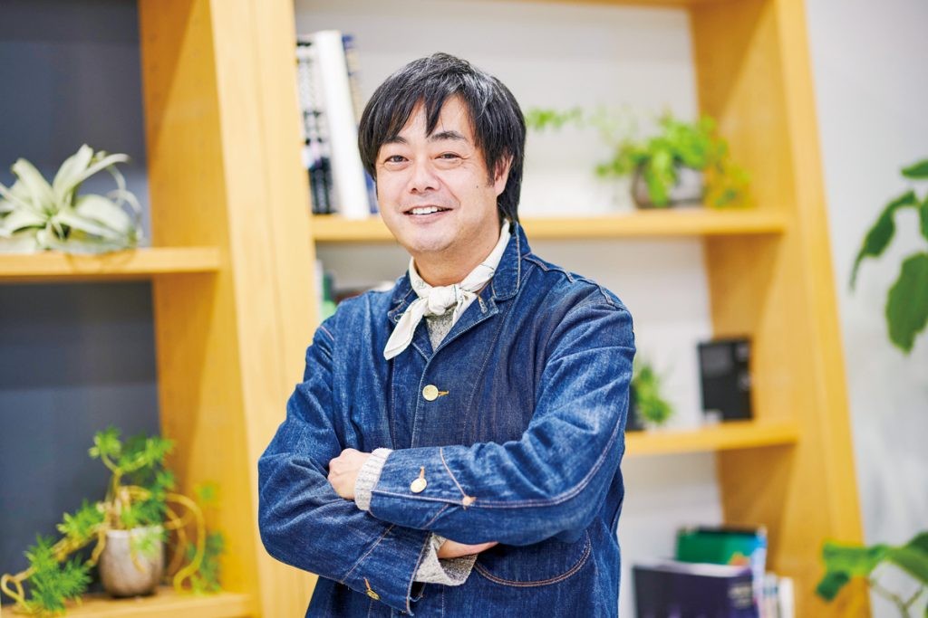 編集長 山田太郎
